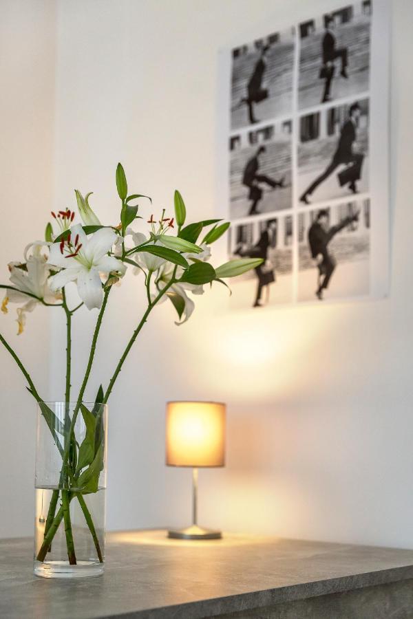 Newton-Appartement Mit 3 Schlafzimmern Berlín Exteriér fotografie