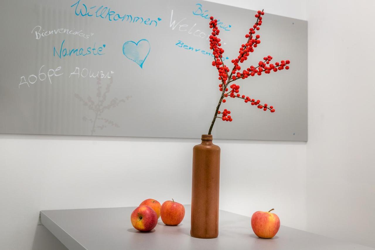 Newton-Appartement Mit 3 Schlafzimmern Berlín Exteriér fotografie